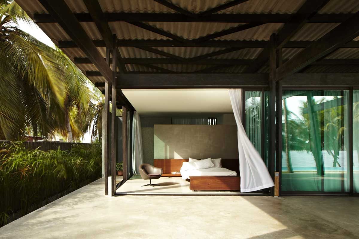 Bambou-Pavilion---Main-bedroom,-view-from-terrace